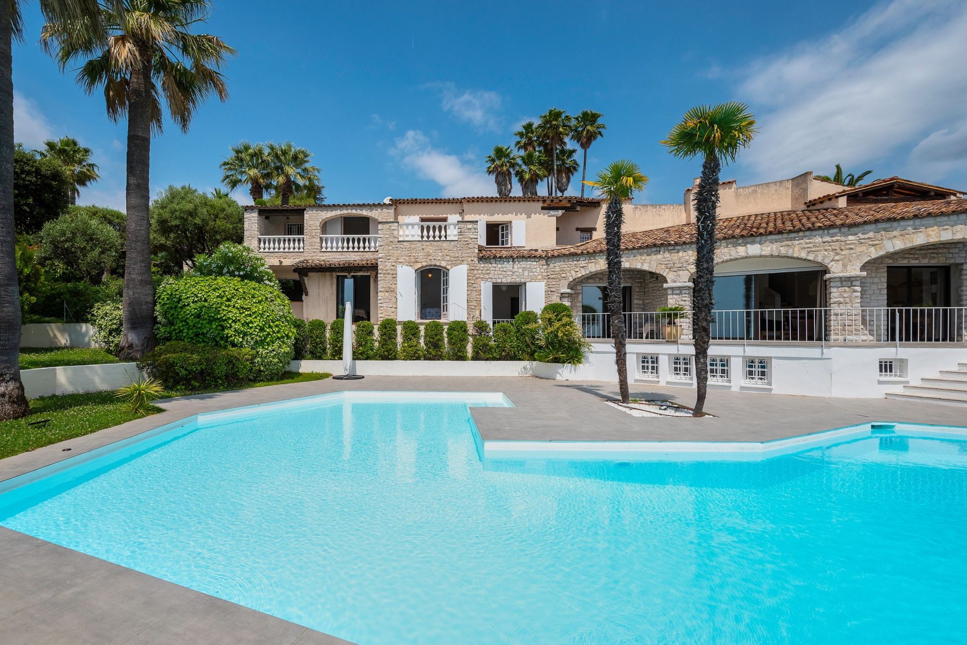 Vente Maison 9&nbsp;Pièces 630&nbsp;m² Nice