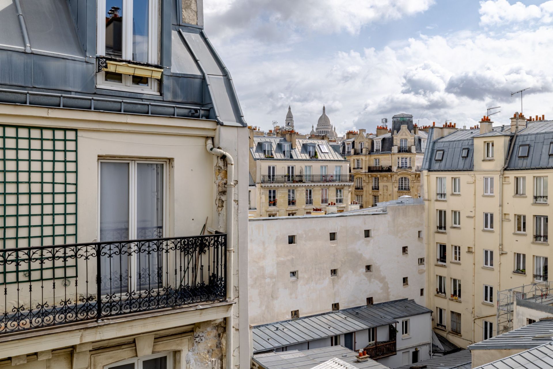 Vente Appartement 2&nbsp;Pièces 42&nbsp;m² Paris 18