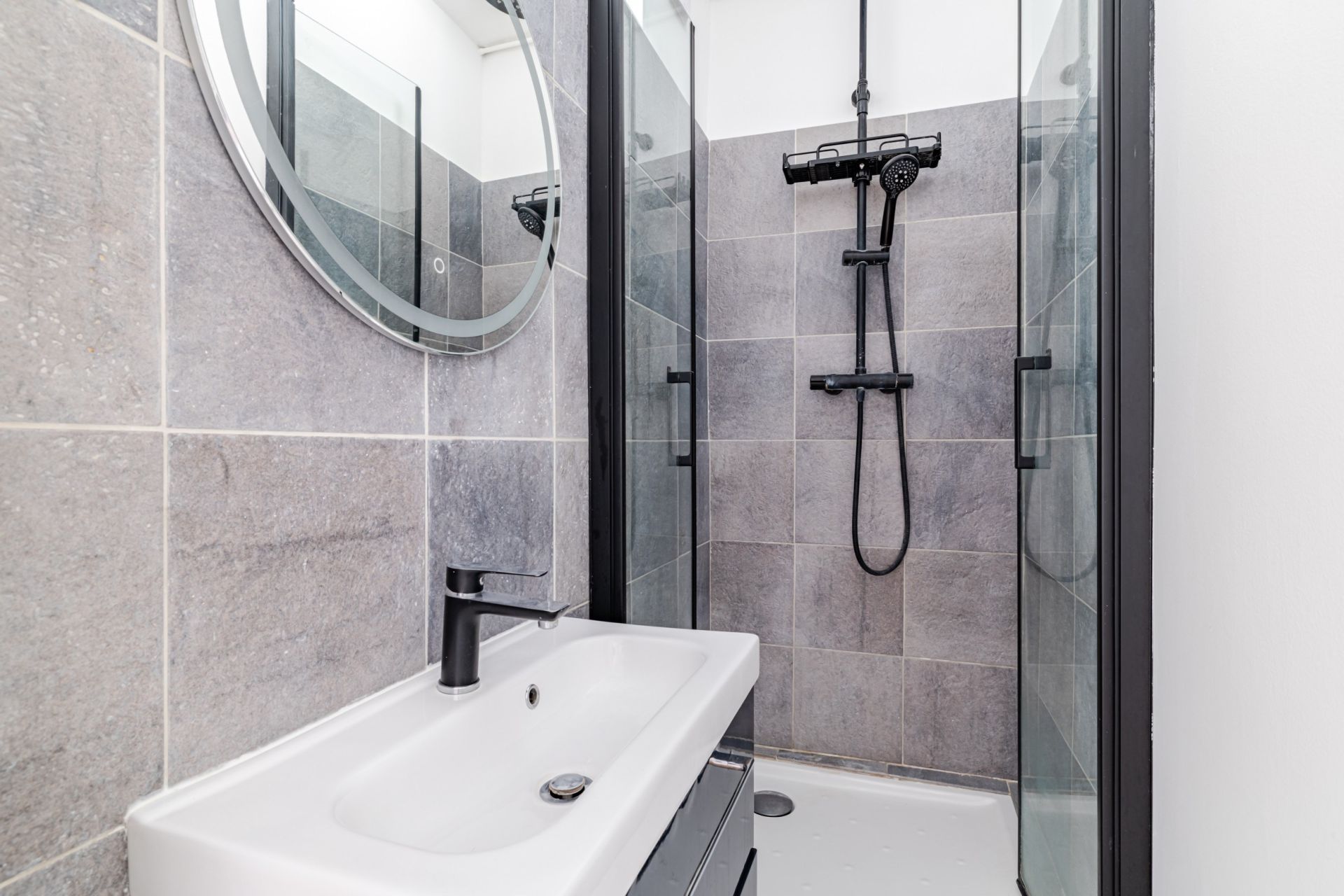 Vente Appartement 2&nbsp;Pièces 42&nbsp;m² Paris 18