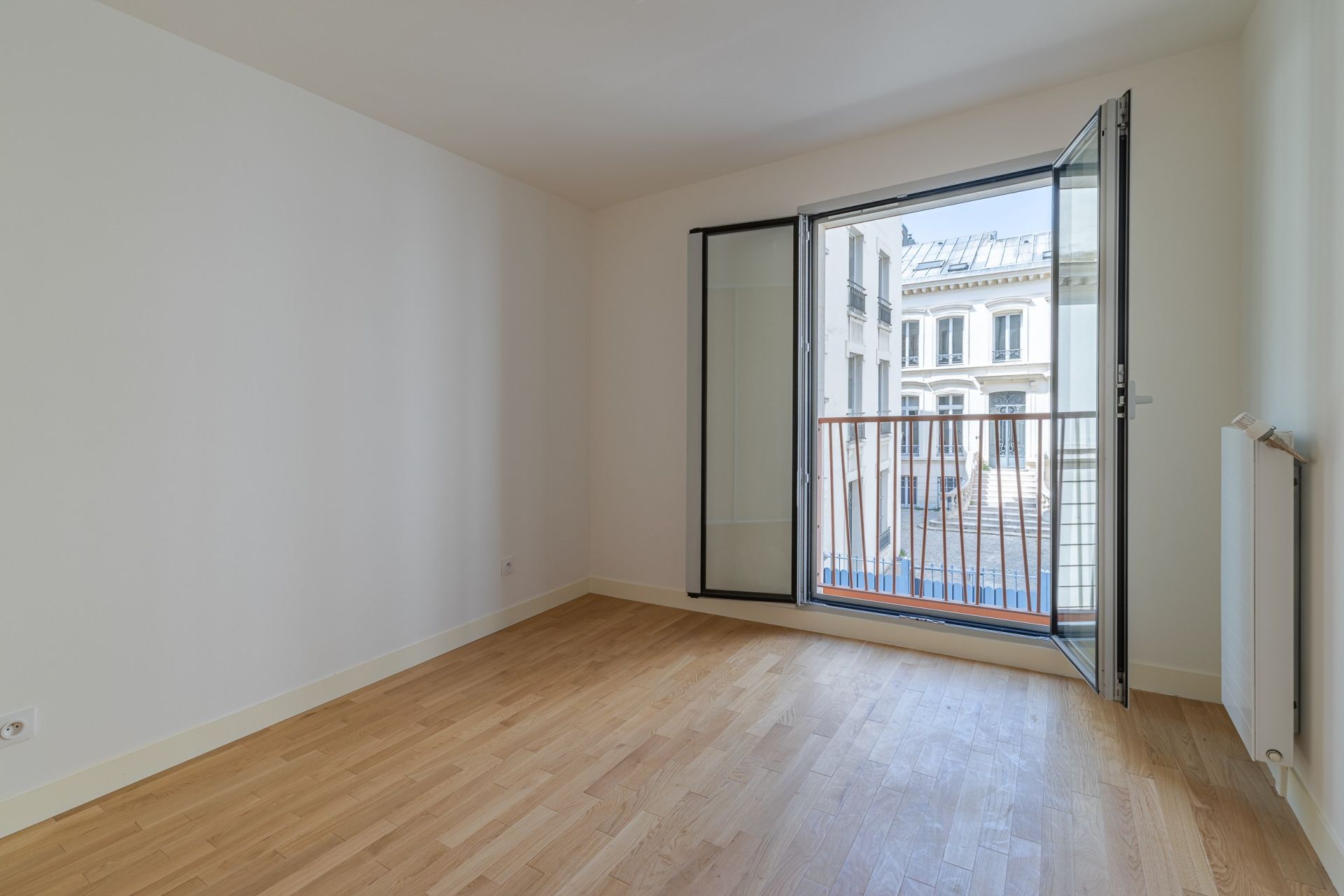 Vente Appartement 4&nbsp;Pièces 97.65&nbsp;m² Paris 17