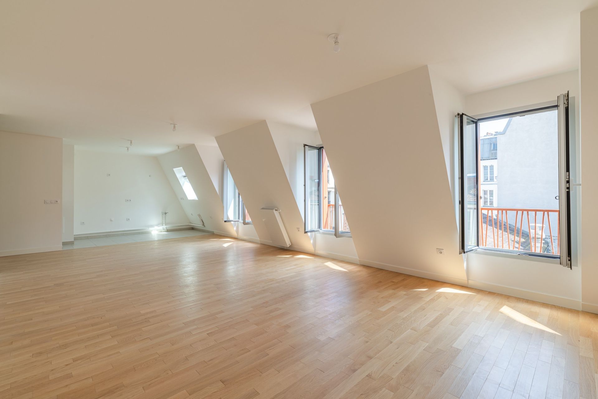 Vente Appartement 4&nbsp;Pièces 80.75&nbsp;m² Paris 17