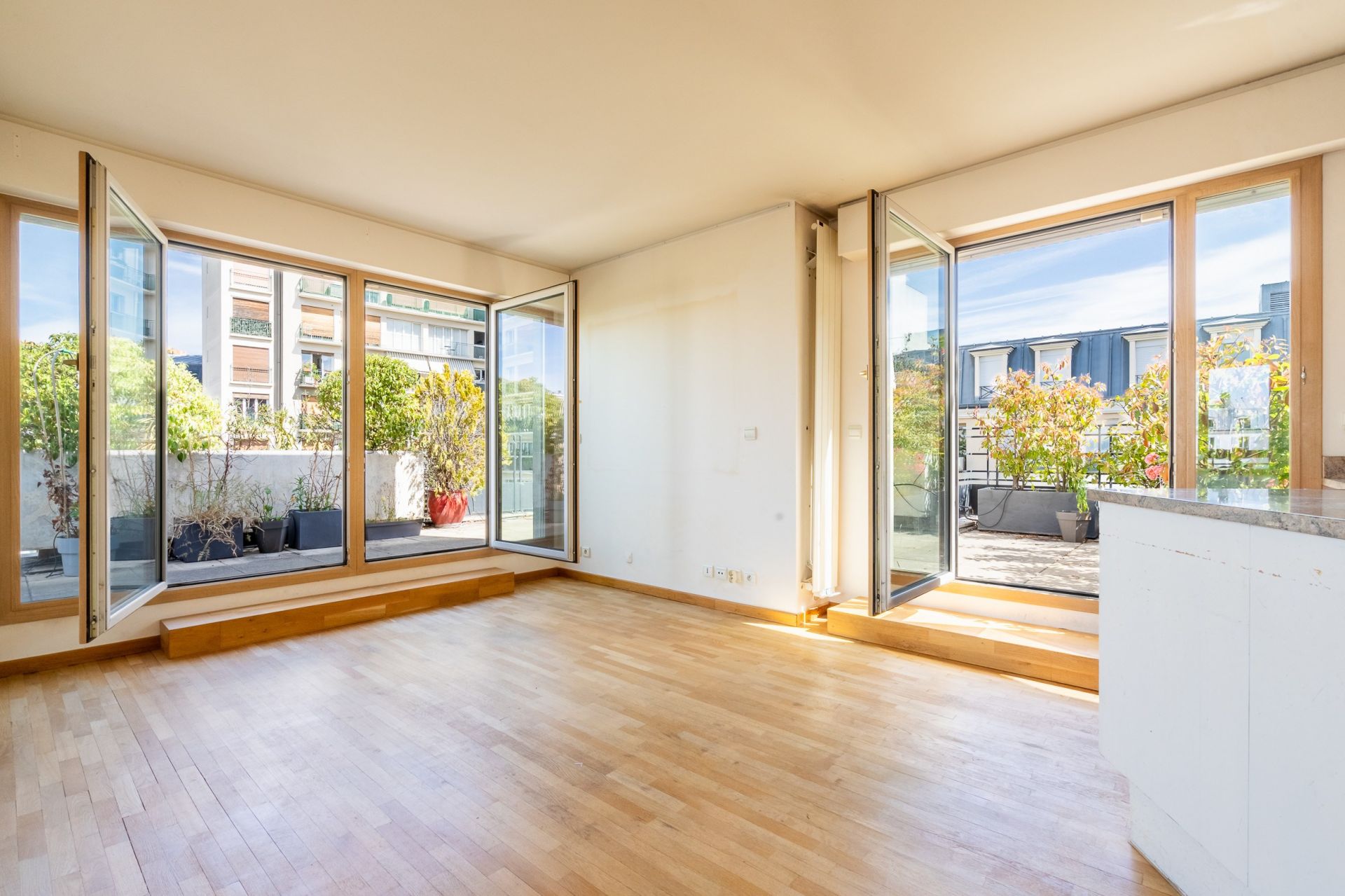 Vente Appartement 3&nbsp;Pièces 74&nbsp;m² Paris 17