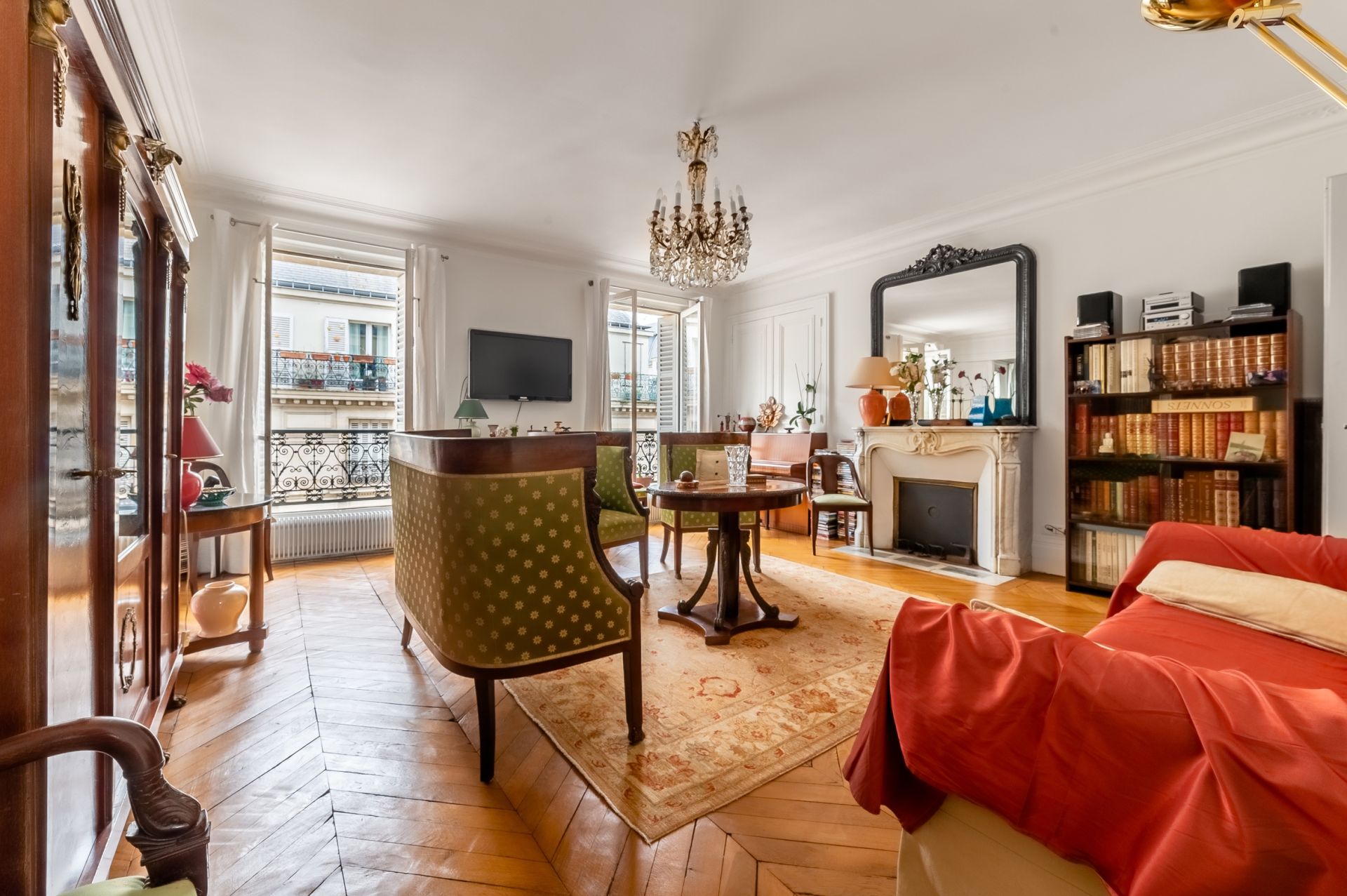 Vente Appartement 4&nbsp;Pièces 99&nbsp;m² Paris 10