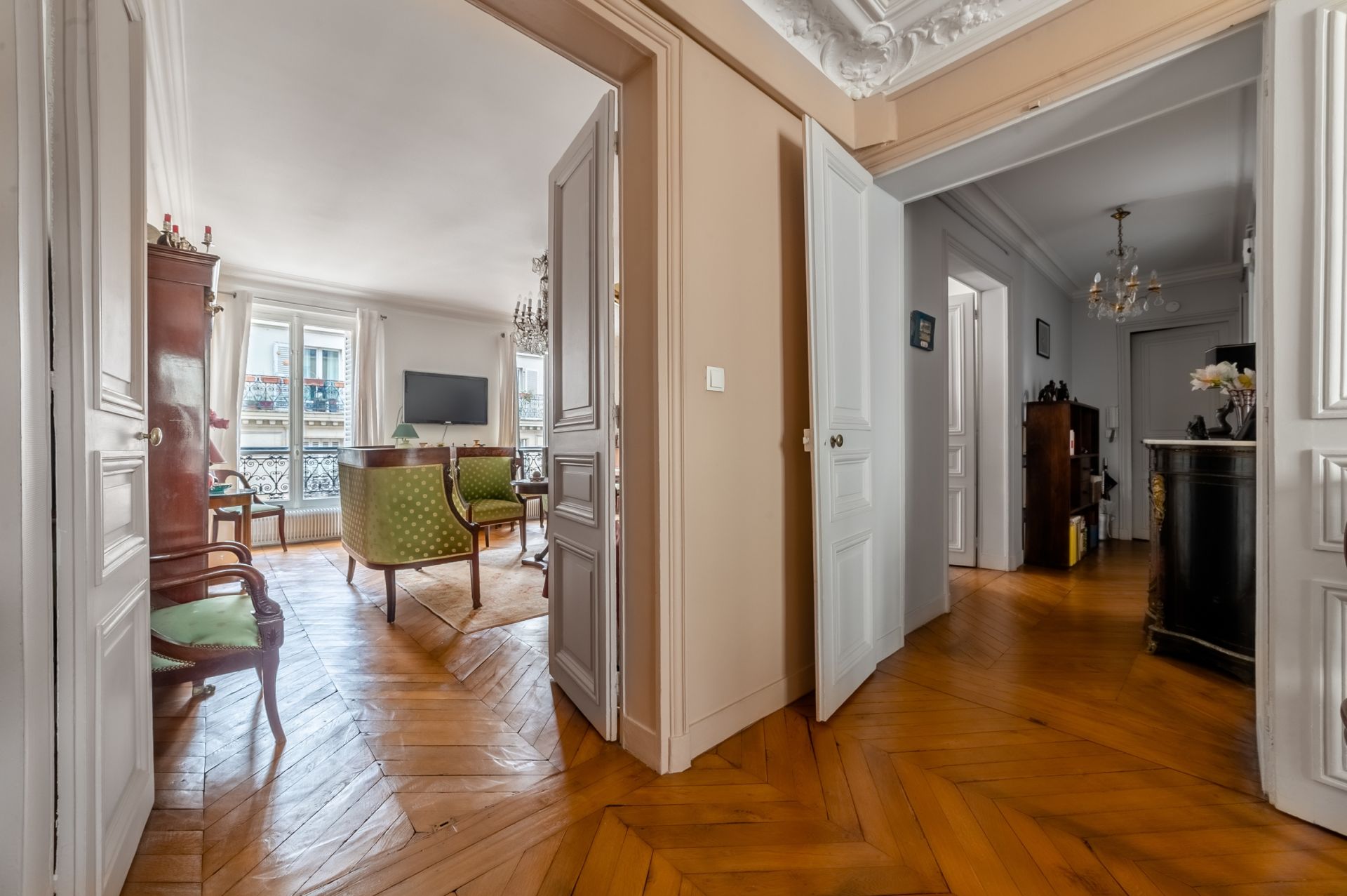 Vente Appartement 4&nbsp;Pièces 99&nbsp;m² Paris 10