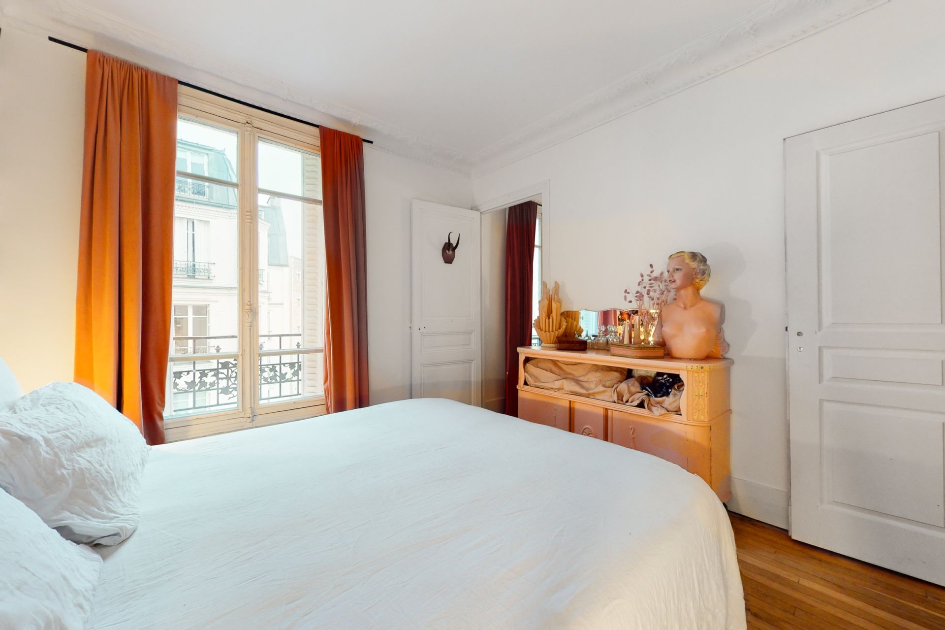 Vente Appartement 3&nbsp;Pièces 67&nbsp;m² Paris 18