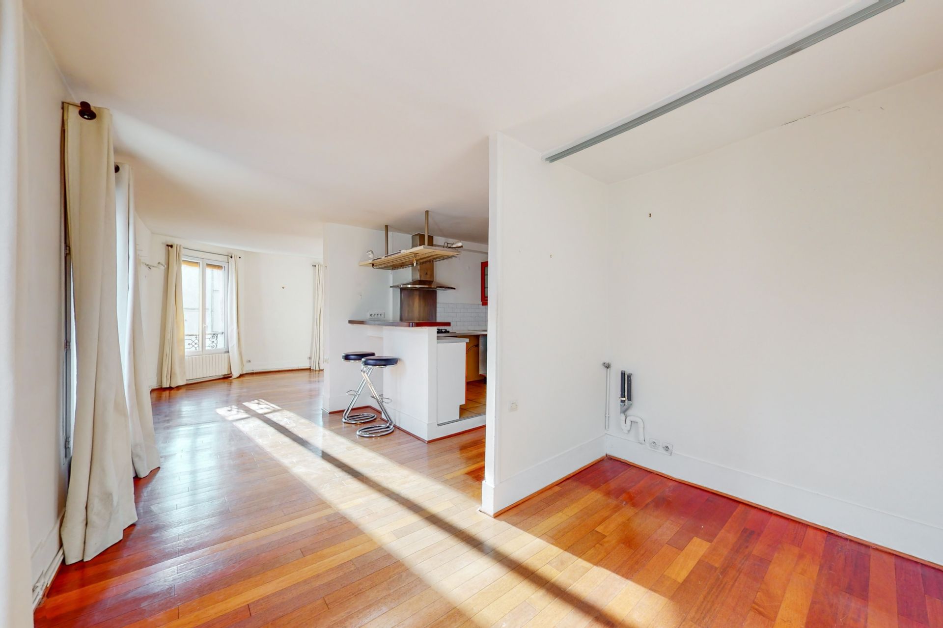 Vente Appartement 4&nbsp;Pièces 68&nbsp;m² Paris 17