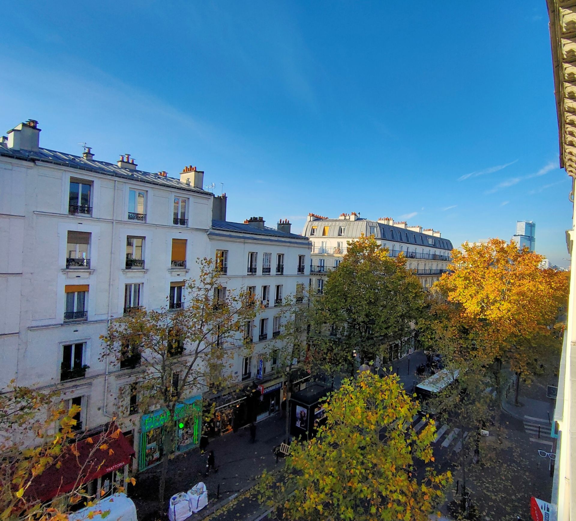 Vente Appartement 4&nbsp;Pièces 68&nbsp;m² Paris 17