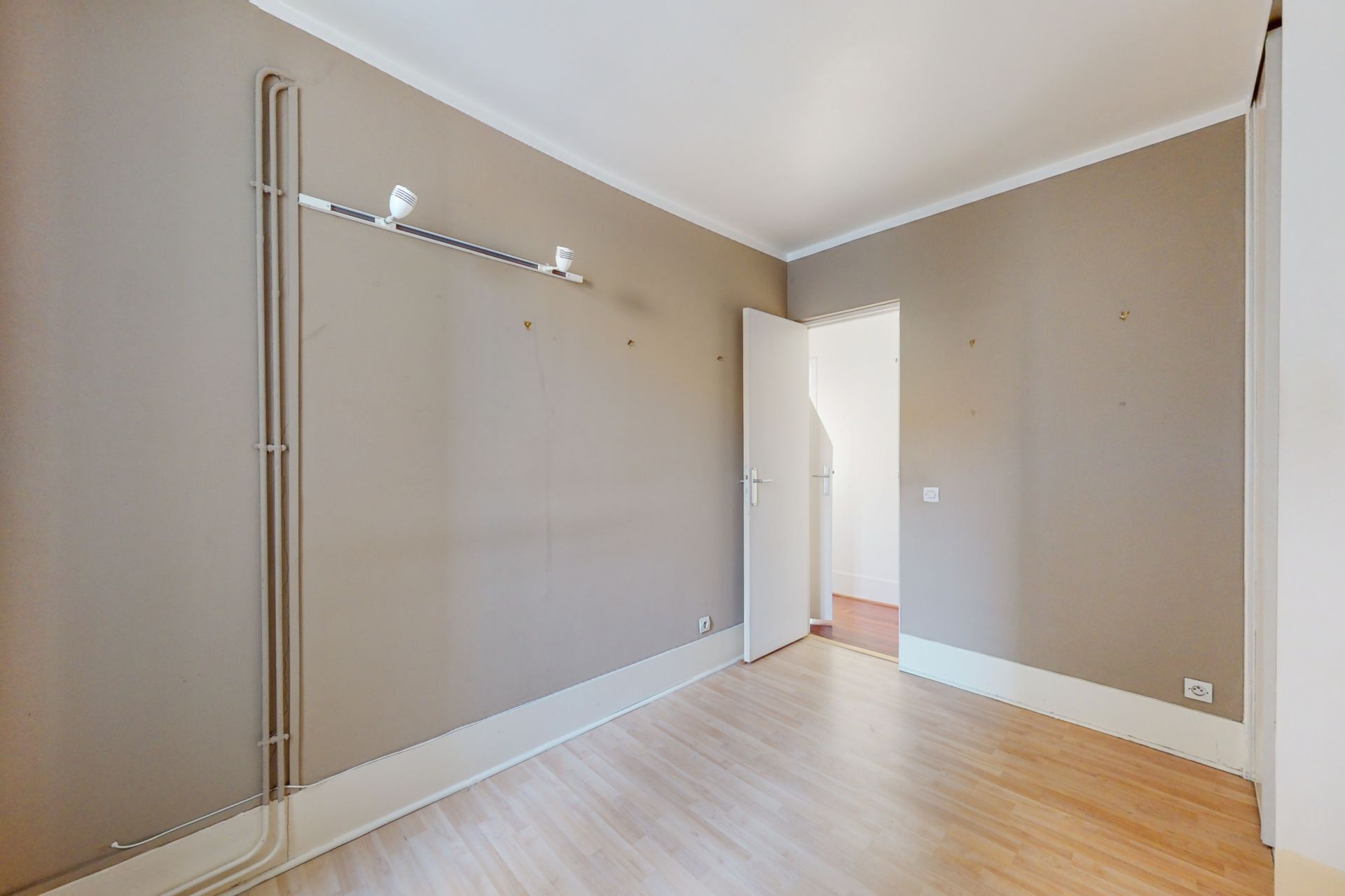 Vente Appartement 4&nbsp;Pièces 68&nbsp;m² Paris 17