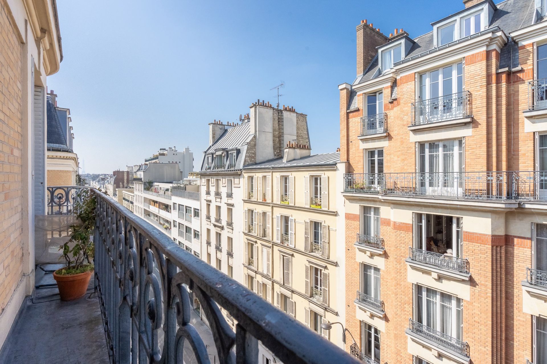 Vente Appartement 4&nbsp;Pièces 80&nbsp;m² Paris 17