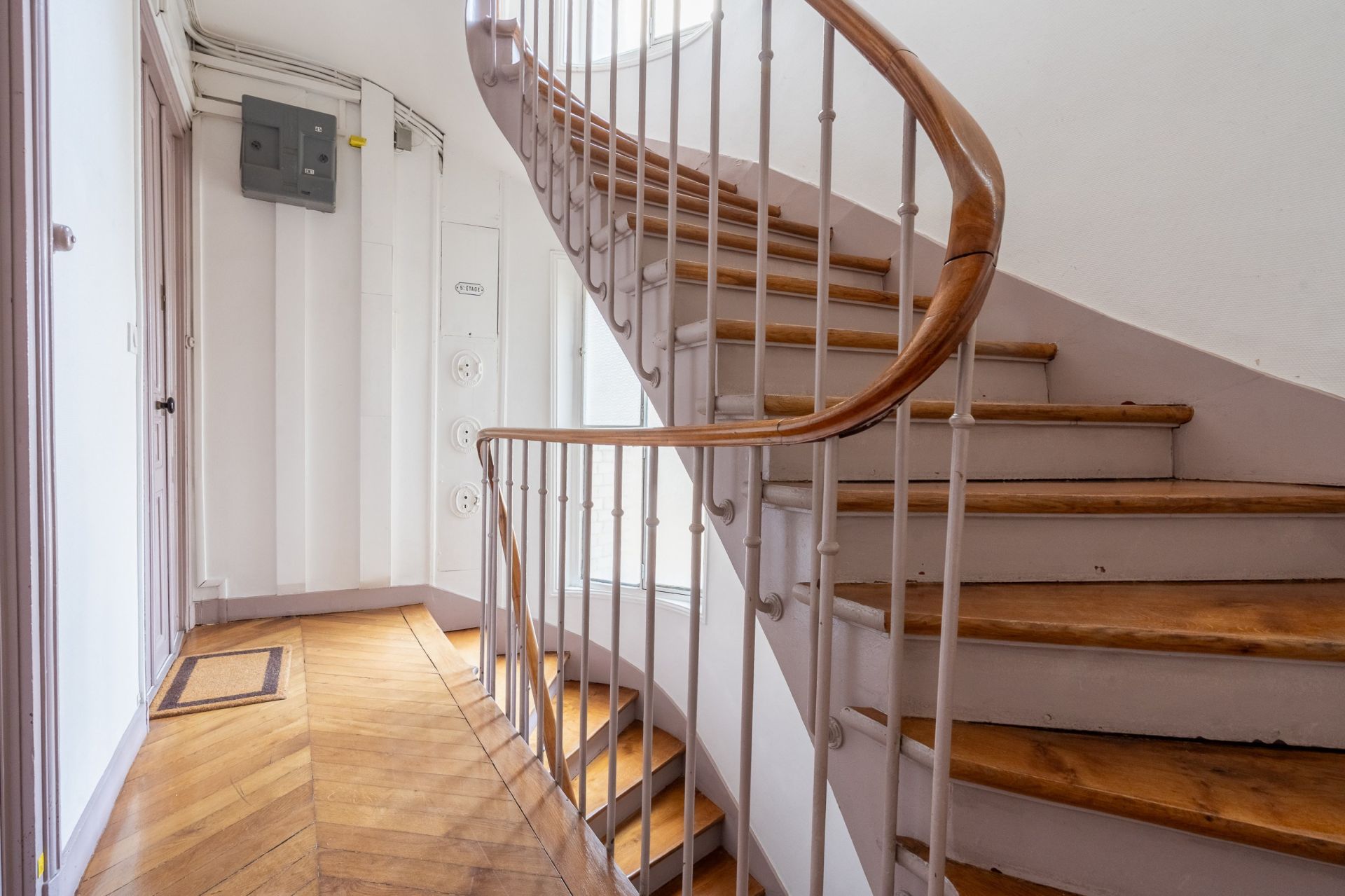 Vente Appartement 4&nbsp;Pièces 80&nbsp;m² Paris 17