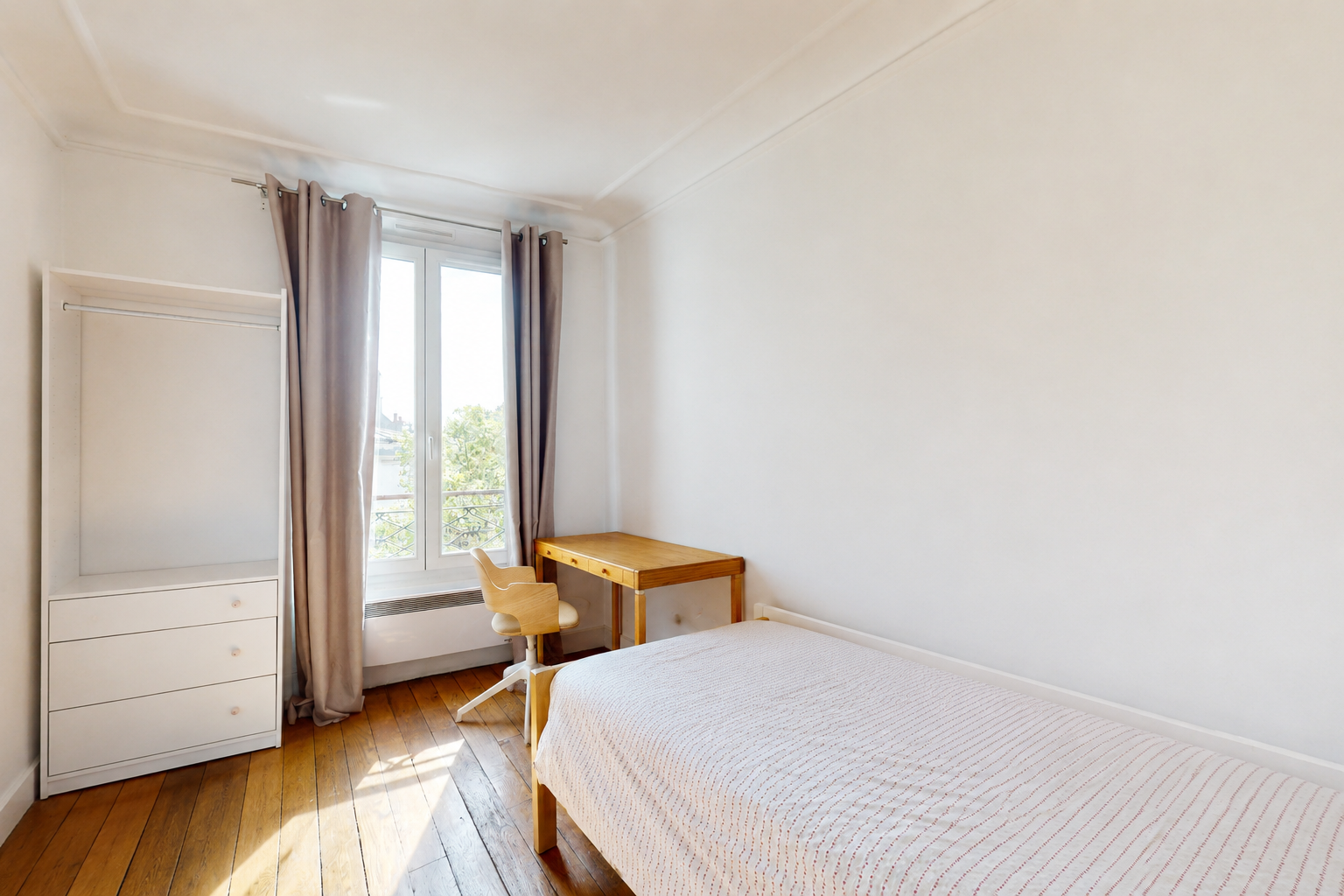Vente Appartement 5&nbsp;Pièces 77&nbsp;m² Paris 17