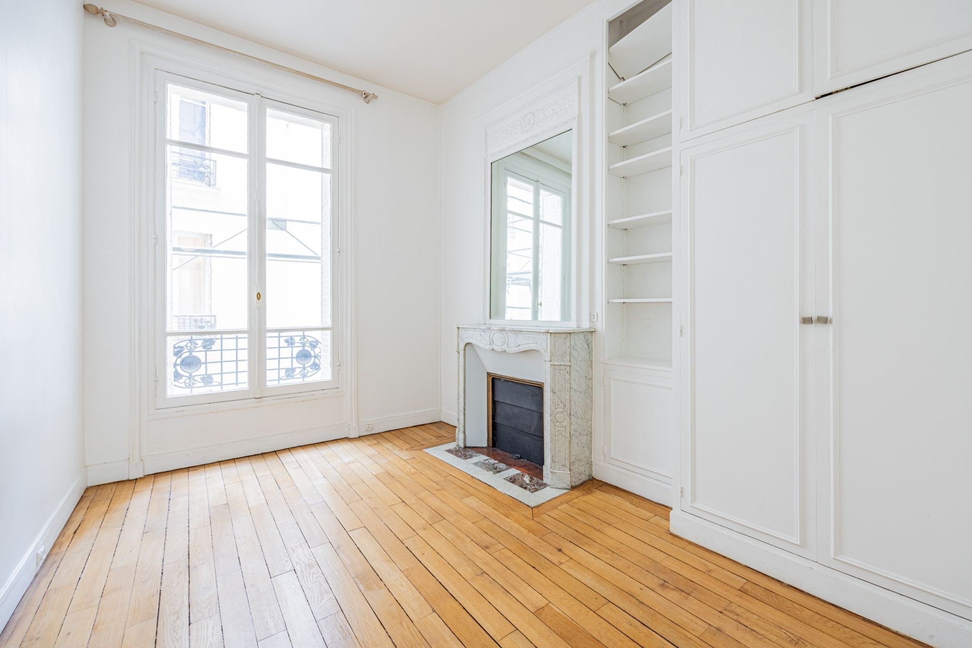 Vente Appartement 5&nbsp;Pièces 130&nbsp;m² Paris 7