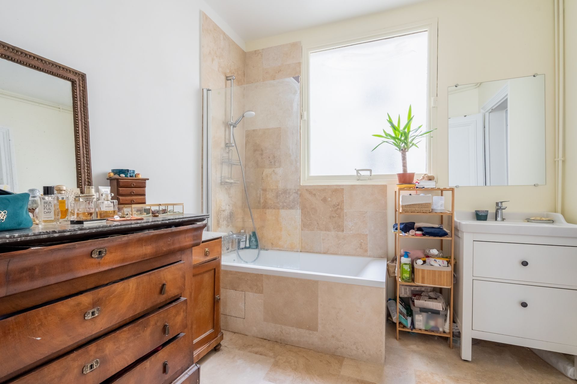 Vente Appartement 4&nbsp;Pièces 70&nbsp;m² Paris 17