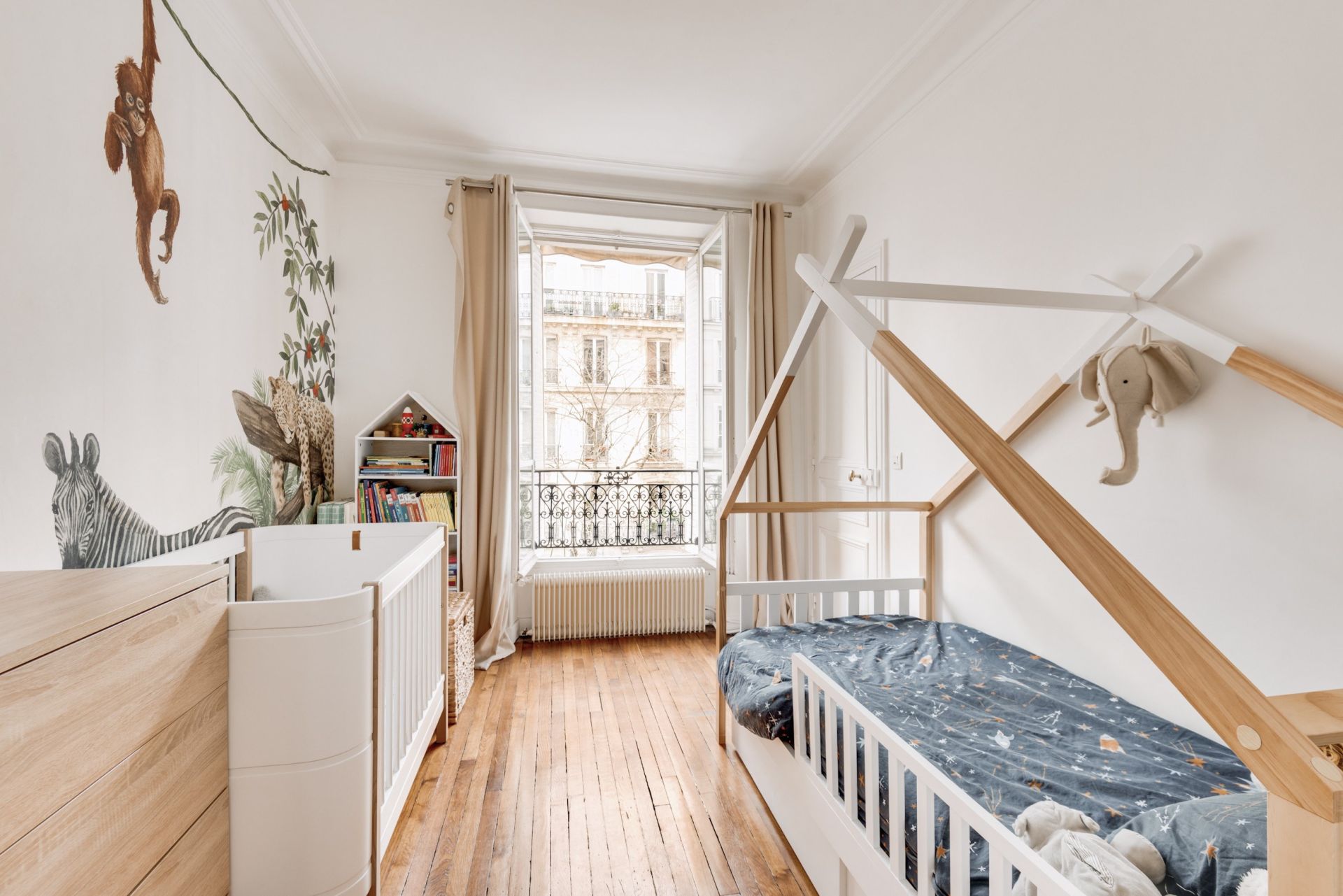Vente Appartement 4&nbsp;Pièces 81&nbsp;m² Paris 17
