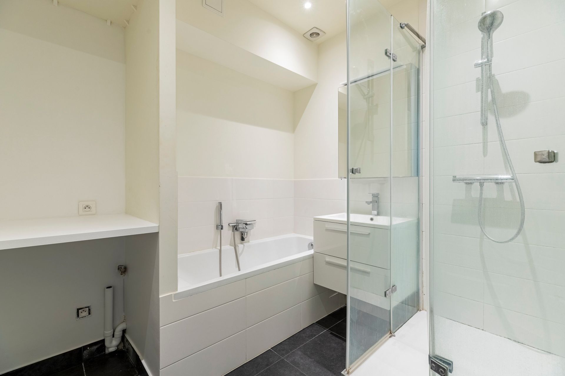 Vente Appartement 3&nbsp;Pièces 56&nbsp;m² Paris 18