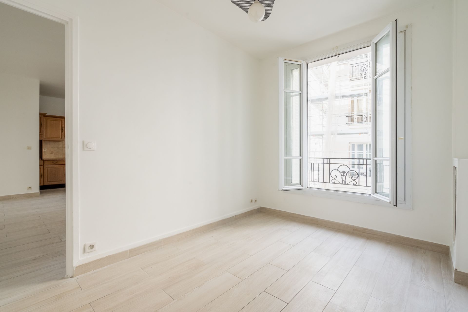 Vente Appartement 3&nbsp;Pièces 49&nbsp;m² Paris 18