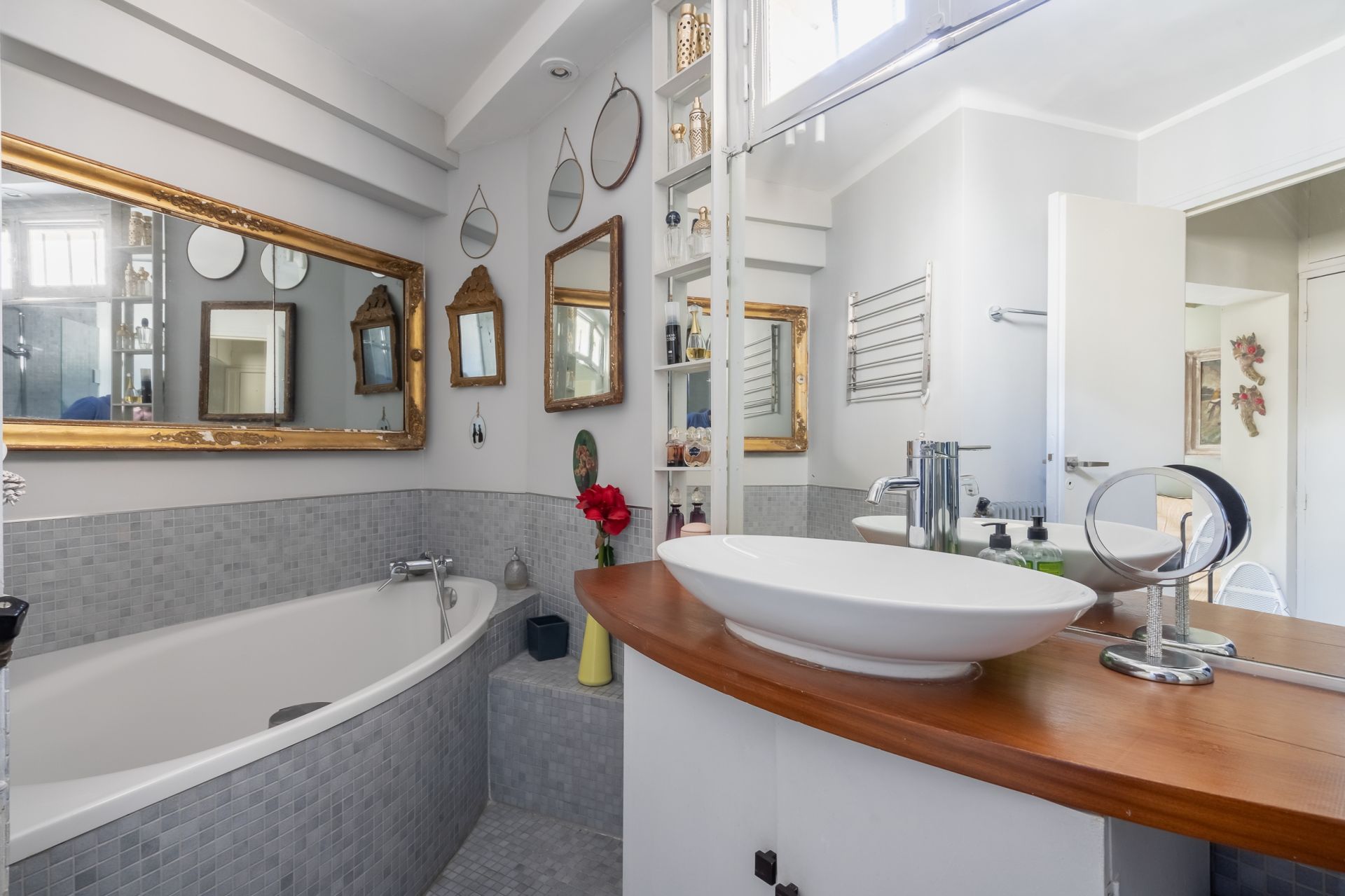 Vente Appartement 5&nbsp;Pièces 108&nbsp;m² Paris 18
