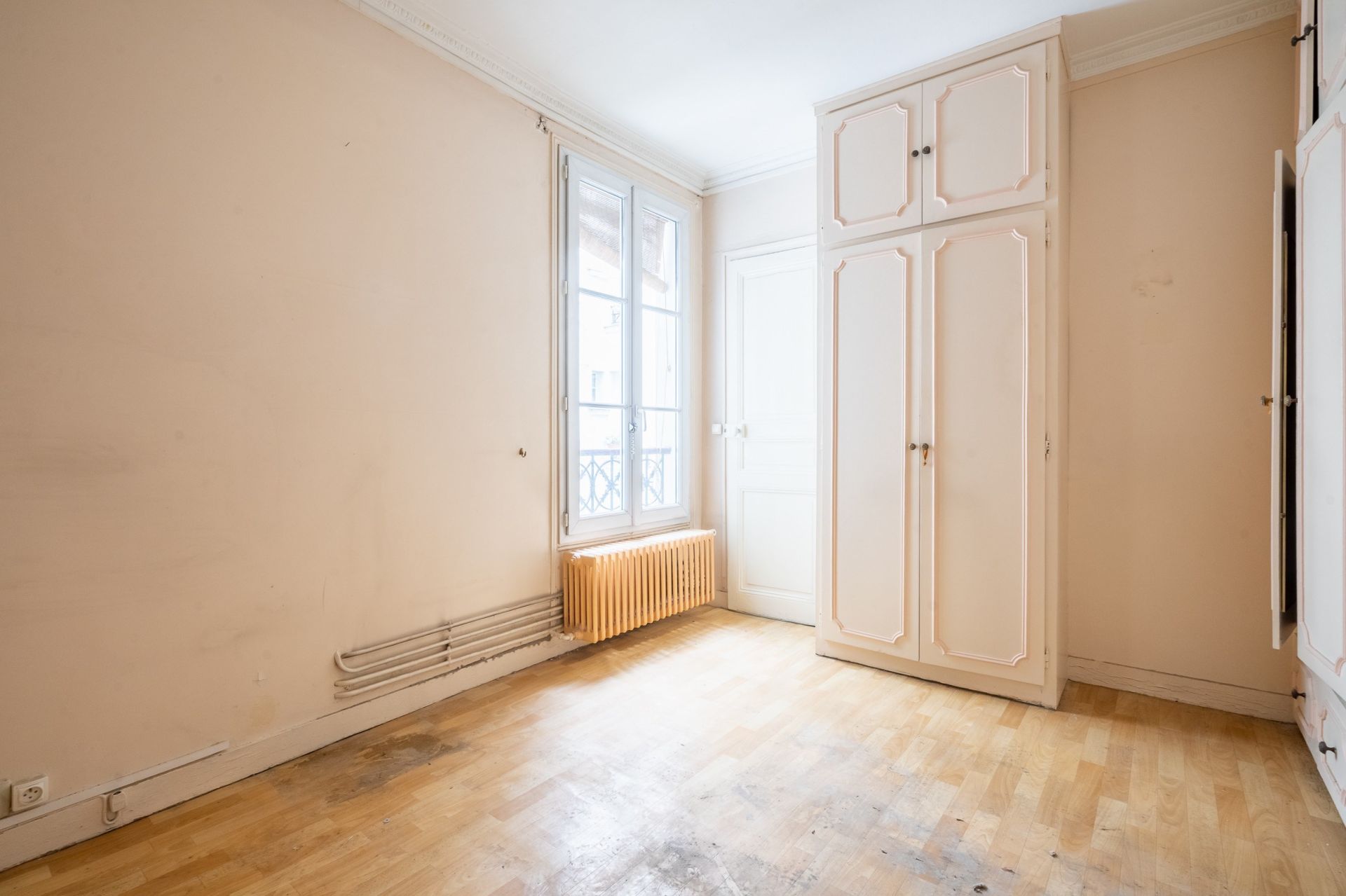 Vente Appartement 6&nbsp;Pièces 94&nbsp;m² Paris 18