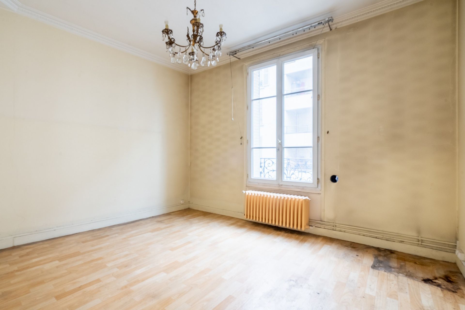 Vente Appartement 6&nbsp;Pièces 94&nbsp;m² Paris 18
