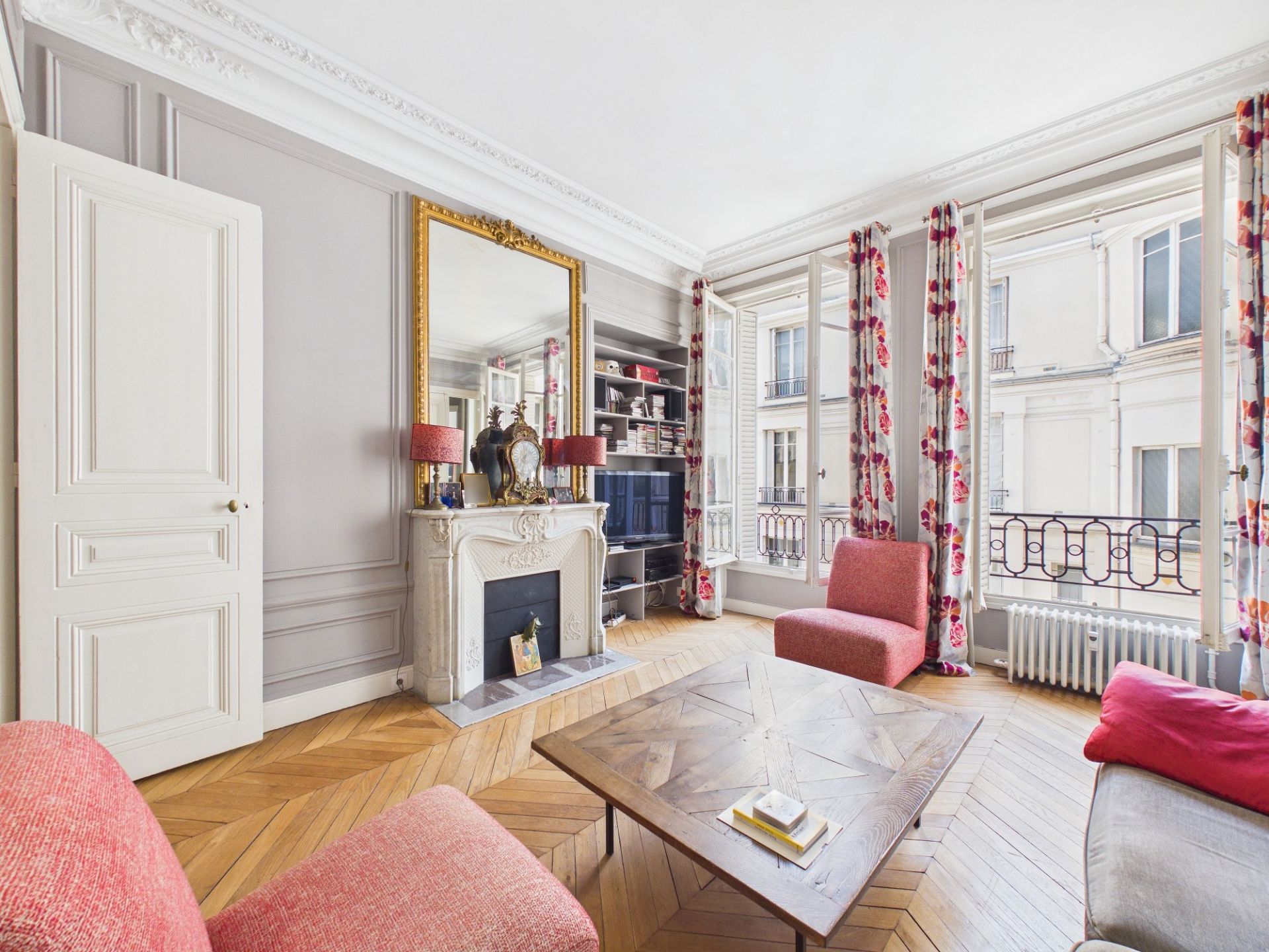 Vente Appartement 5&nbsp;Pièces 108&nbsp;m² Paris 8