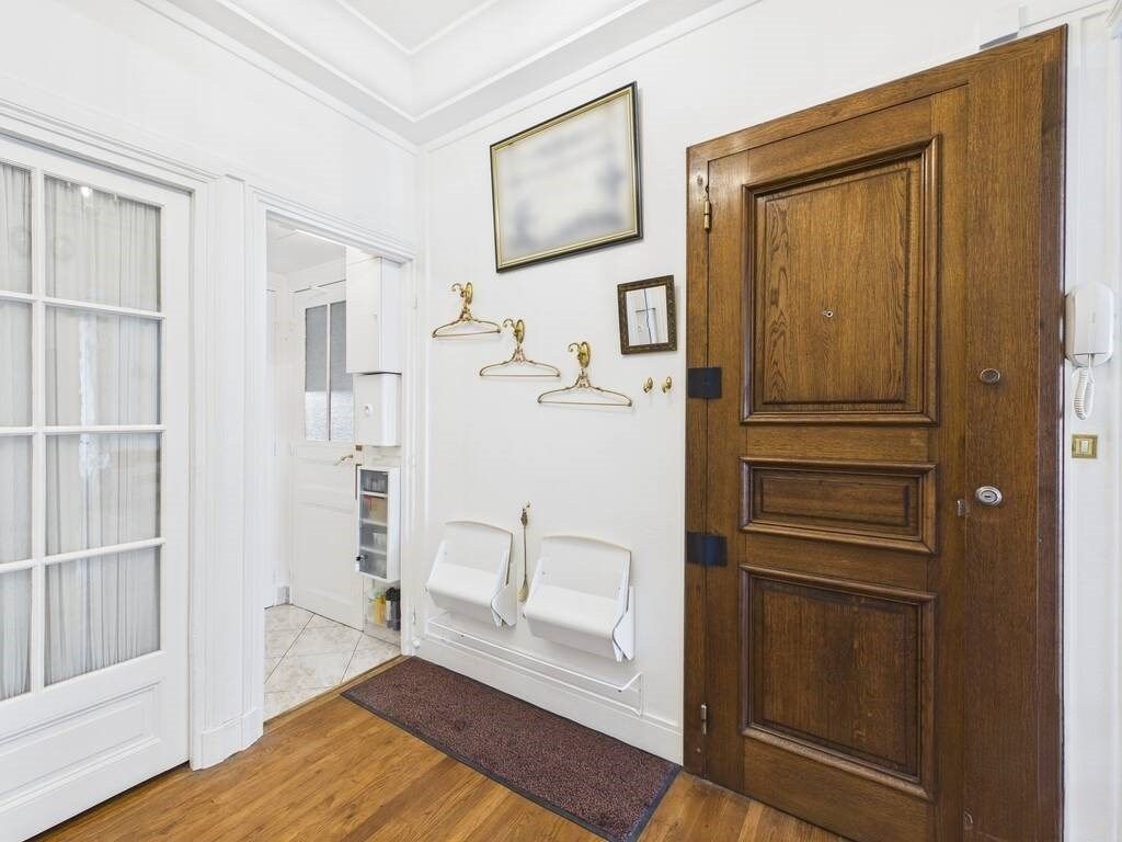 Vente Appartement 4&nbsp;Pièces 70&nbsp;m² Paris 17