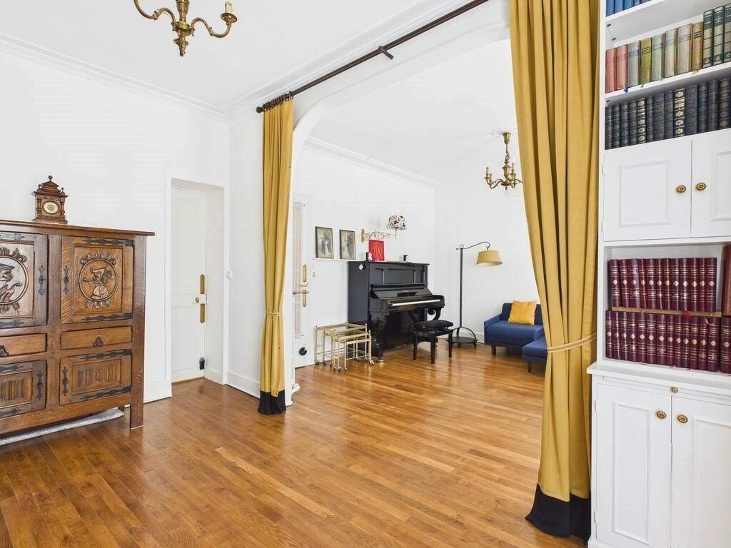 Vente Appartement 4&nbsp;Pièces 70&nbsp;m² Paris 17