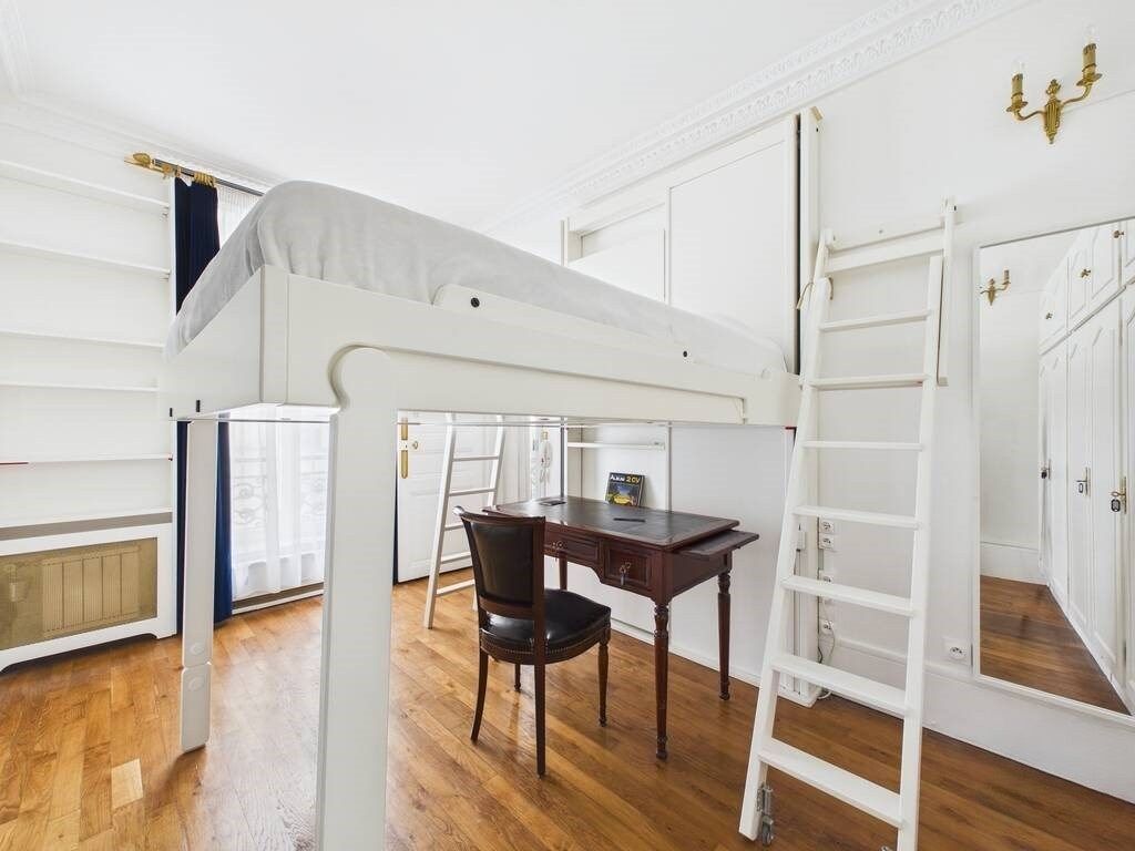 Vente Appartement 4&nbsp;Pièces 70&nbsp;m² Paris 17