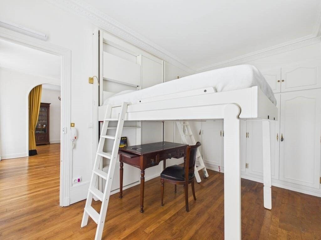 Vente Appartement 4&nbsp;Pièces 70&nbsp;m² Paris 17