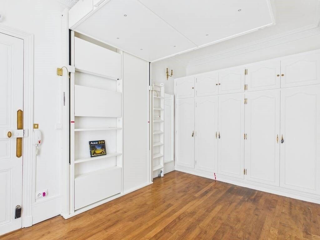 Vente Appartement 4&nbsp;Pièces 70&nbsp;m² Paris 17
