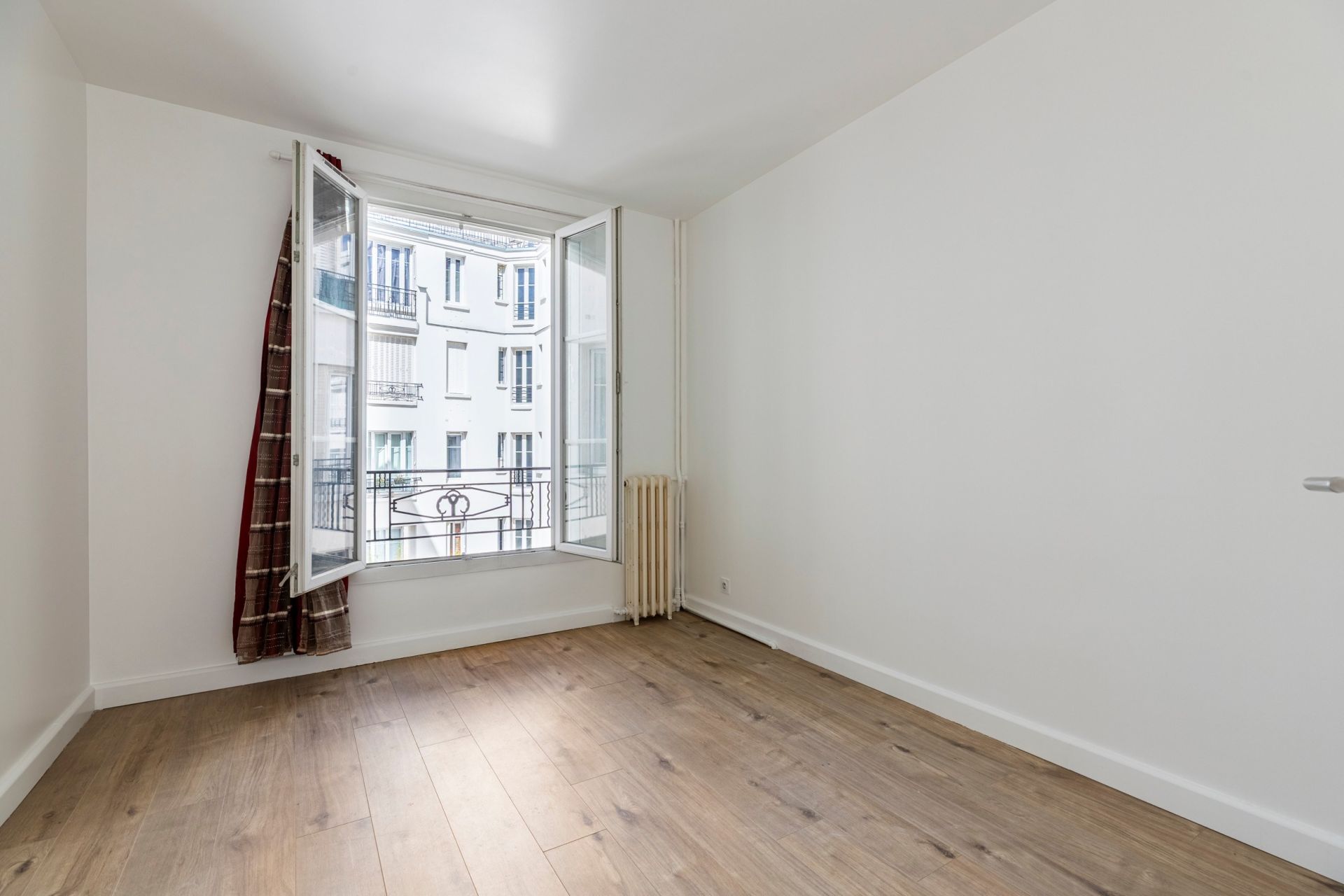 Vente Appartement 2&nbsp;Pièces 37.58&nbsp;m² Paris 18