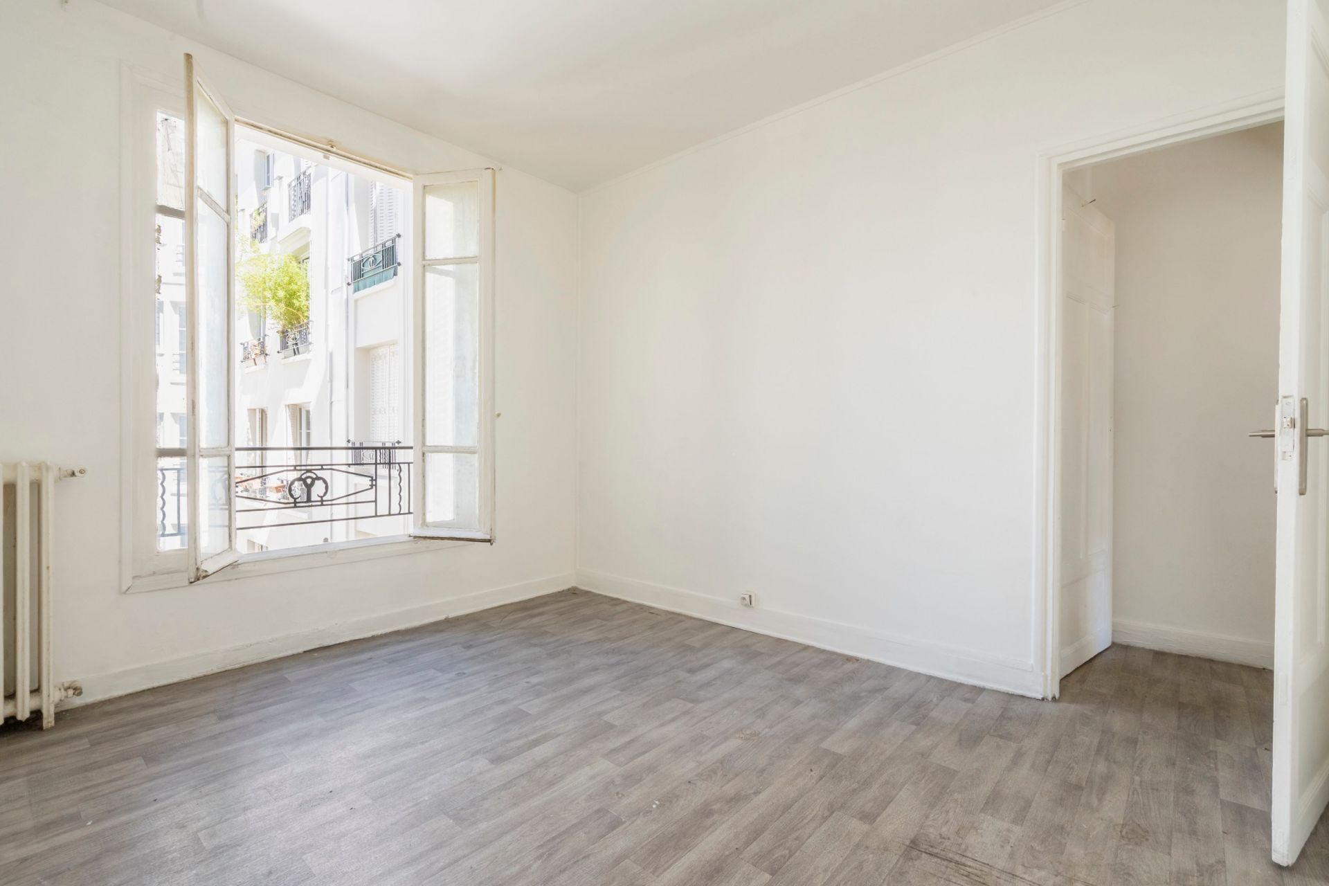 Vente Appartement 2&nbsp;Pièces 37.12&nbsp;m² Paris 18