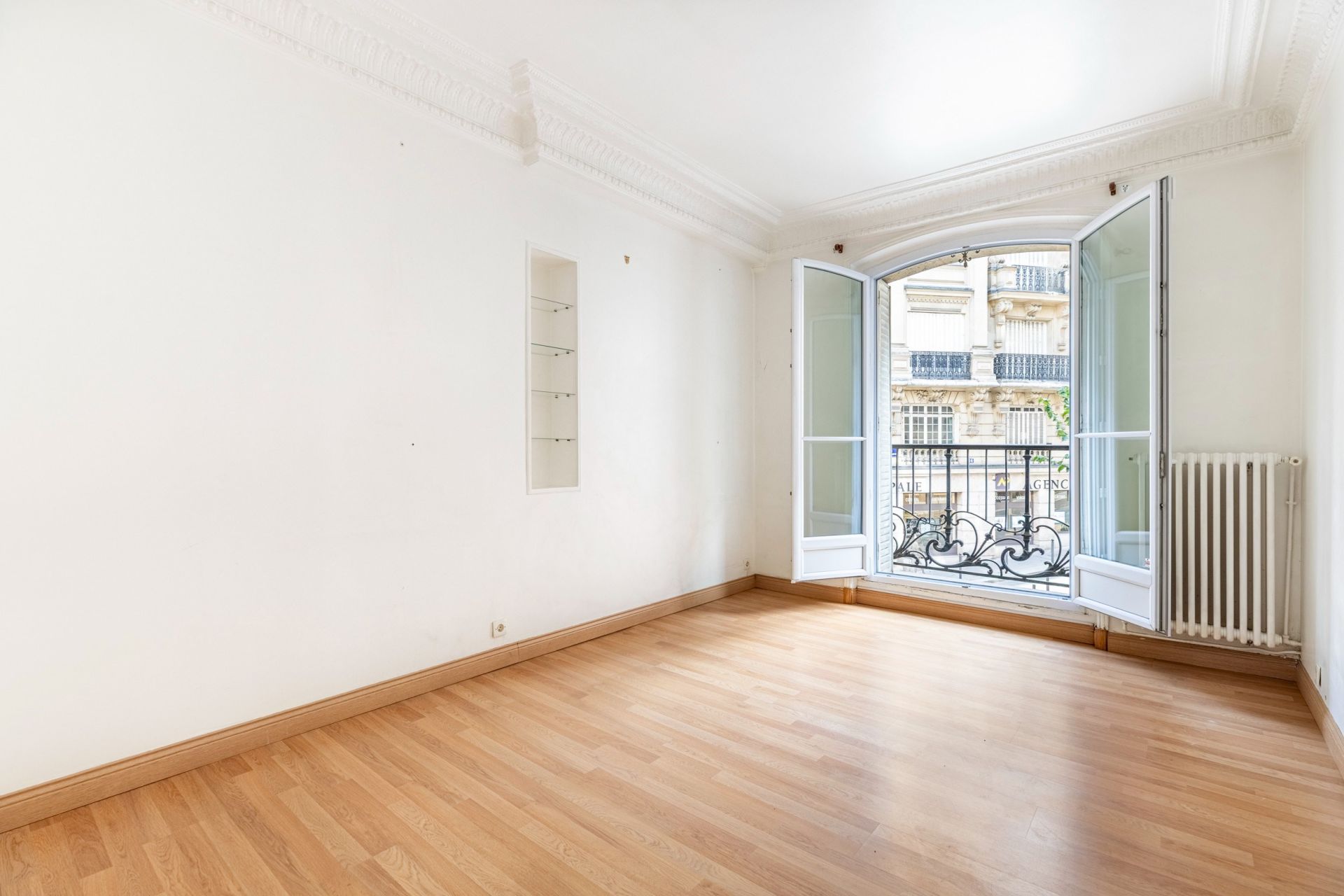Vente Appartement 2&nbsp;Pièces 44&nbsp;m² Paris 18