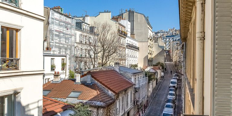 Bas Montmartre 75018